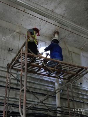 青岛某某设备工程有限公司——螺栓拉拔试验